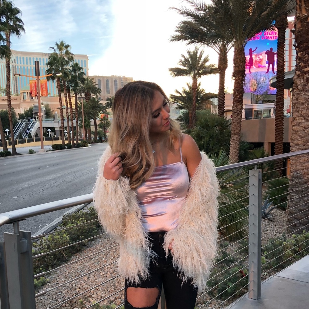 🌟furry coat🌟